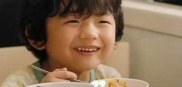 娱乐圈多面故事：影帝139与吃瓜君二辰揭秘