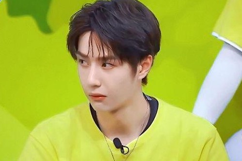 娱乐吃瓜君揭秘：钓鱼式八卦探秘与幸福官宣的时间线回顾