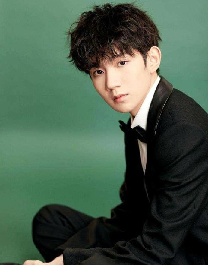 娱乐吃瓜君揭秘：钓鱼式八卦探秘与幸福官宣的时间线回顾