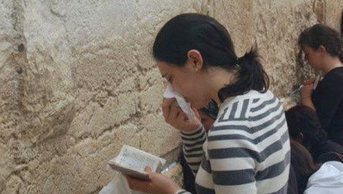 AI如何颠覆娱乐圈吃瓜玩法？揭秘“瓜王”“瓜后”与网友共舞新局面