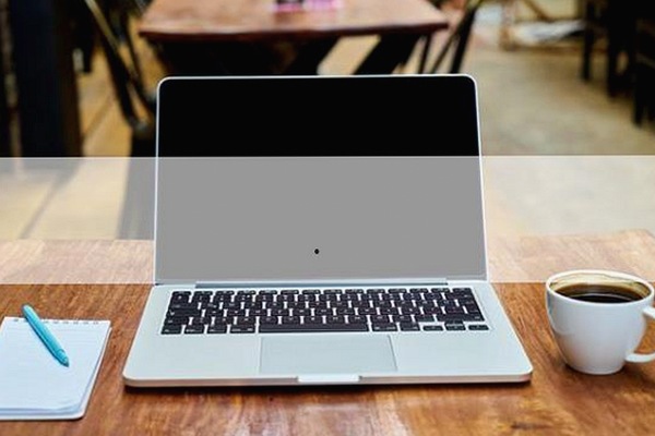 《吃瓜群众是大佬》火爆网络，普通网友逆袭成圈内大佬！